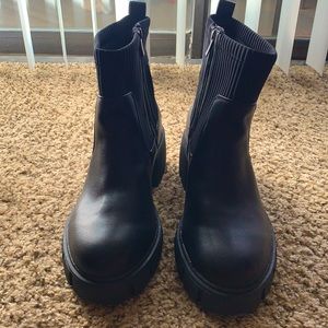 Torrid CHELSEA BOOTIE - BLACK FAUX LEATHER SIZE 13 (WW)